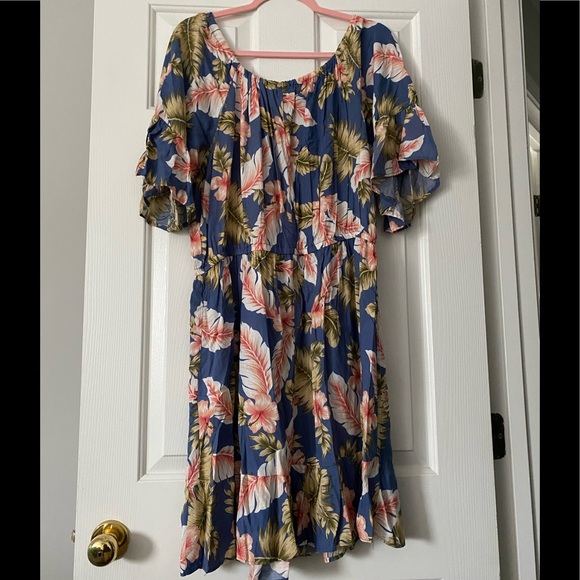 New Look Dresses & Skirts - Off the shoulder spring dress!
